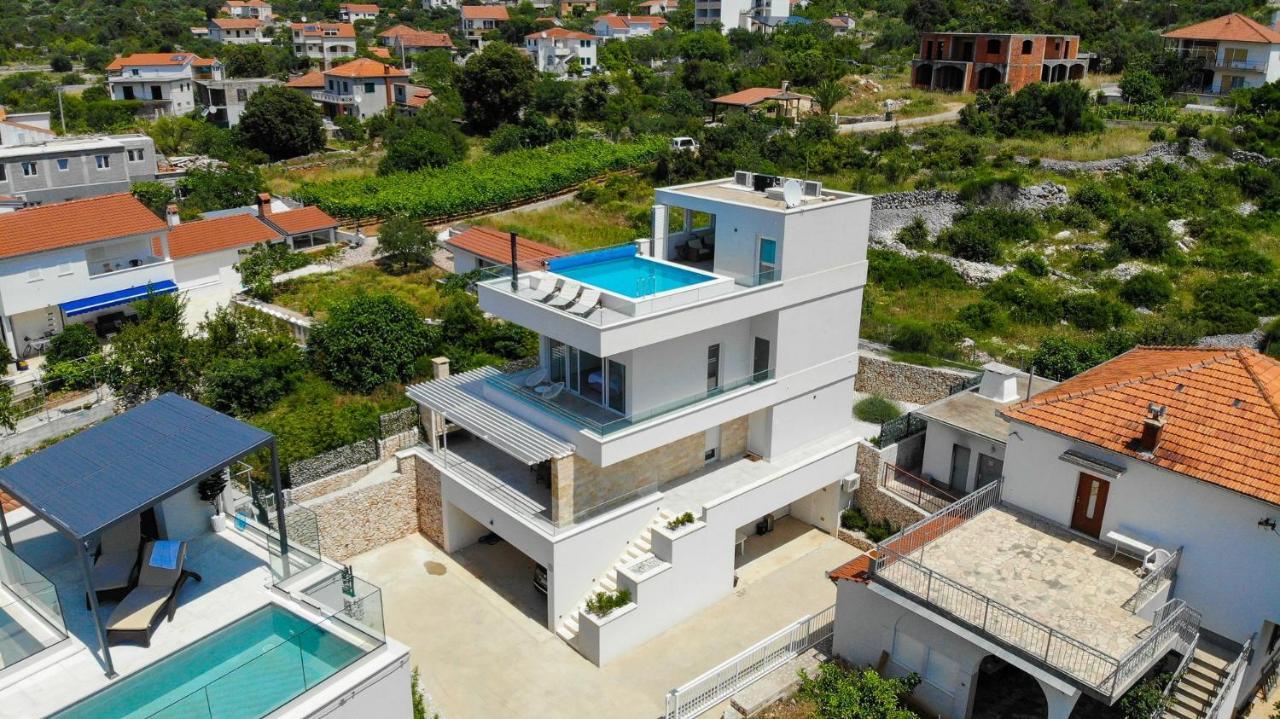 Villa Adastra Vinisce Exterior photo