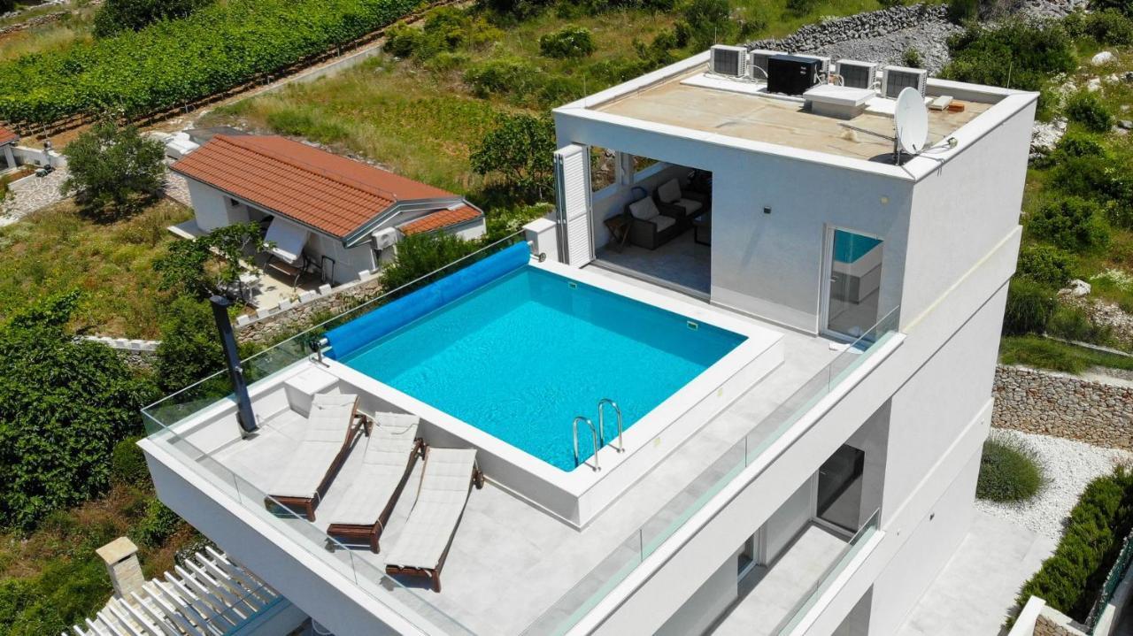 Villa Adastra Vinisce Exterior photo